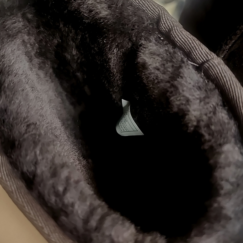 [ugg] brown uggs - Picture 2 of 5